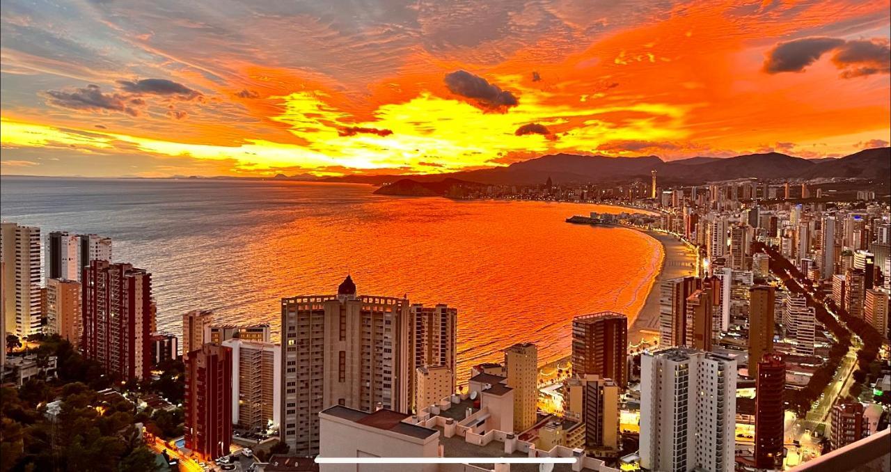 See The Sea Miramar Apartment - 150M To The Beach Benidorm Eksteriør billede